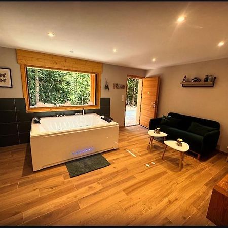 Jacuzzi En Foret L'Esperou Екстериор снимка